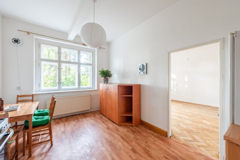 Pronájem bytu 2+kk ve vile Praha 4 Podolí