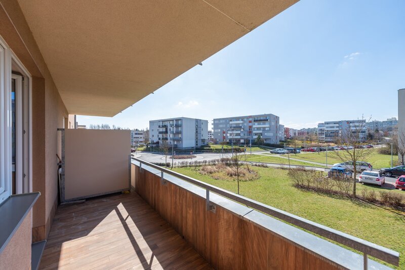 Pronájem krásného a vzdušného bytu 2+kk na Hajích