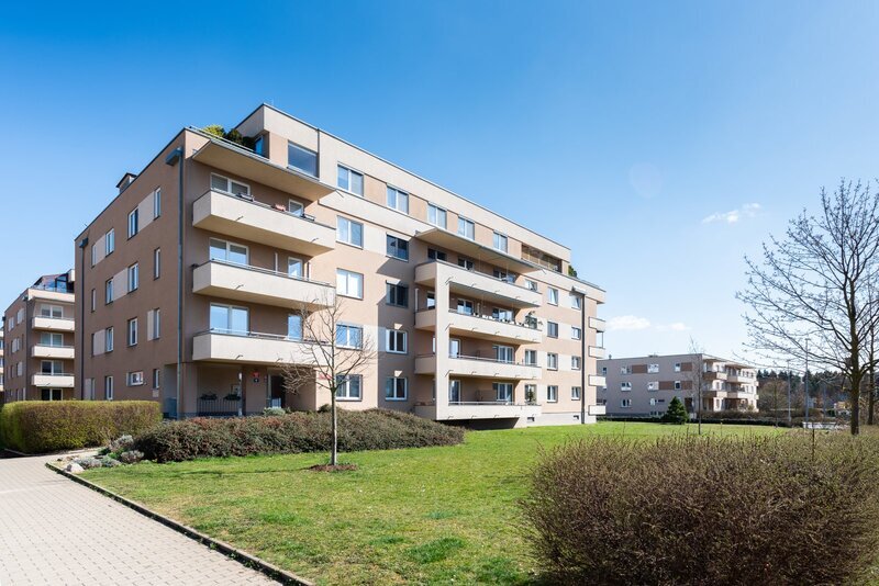 Pronájem krásného a vzdušného bytu 2+kk na Hajích