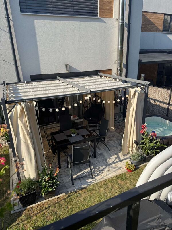 Prodej moderního rodinného domu 4+1, Králův Dvůr