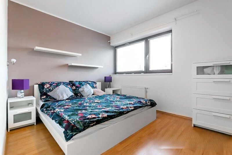 Prodej 2+kk/T, garážové stání, Praha 9 Horní Počernice