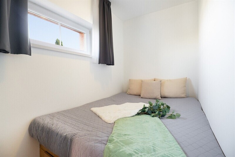 Prodej krásného a útulného bytu 1+kk kousek od Prahy, OV