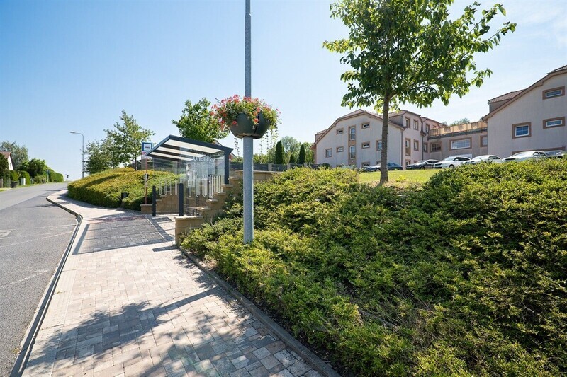 Prodej krásného a útulného bytu 1+kk kousek od Prahy, OV