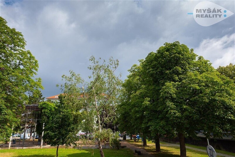 Prodej bytu 2+1, cihla, OV, Zahradní město - Praha 10