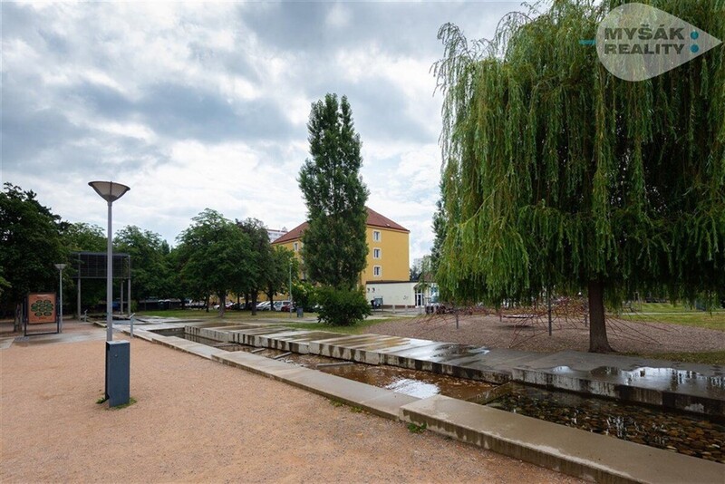Prodej bytu 2+1, cihla, OV, Zahradní město - Praha 10