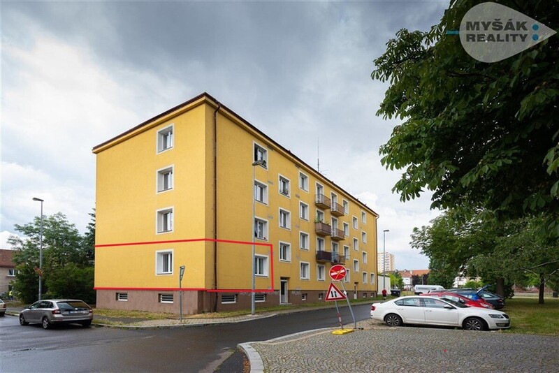 Prodej bytu 2+1, cihla, OV, Zahradní město - Praha 10