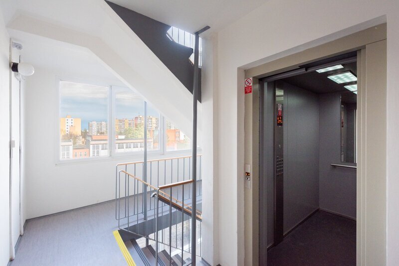 Prodej bytu 2+kk v OV na Kamýku, ul. Zimova