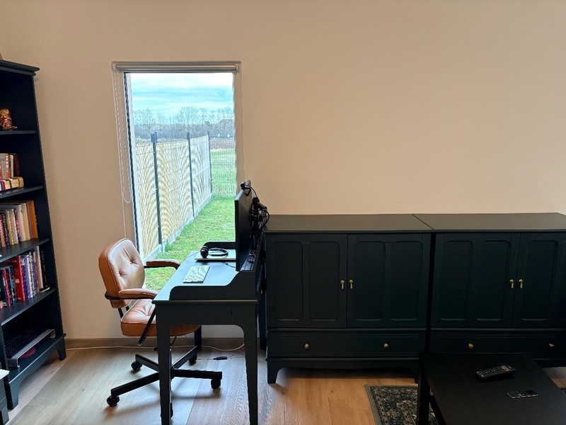 Prodej řadového rodinného domu na příjemném místě v Nehvizdech, Praha východ