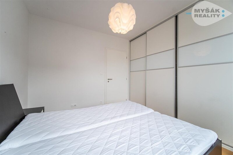 pronájem nadstandardního bytu s terasou