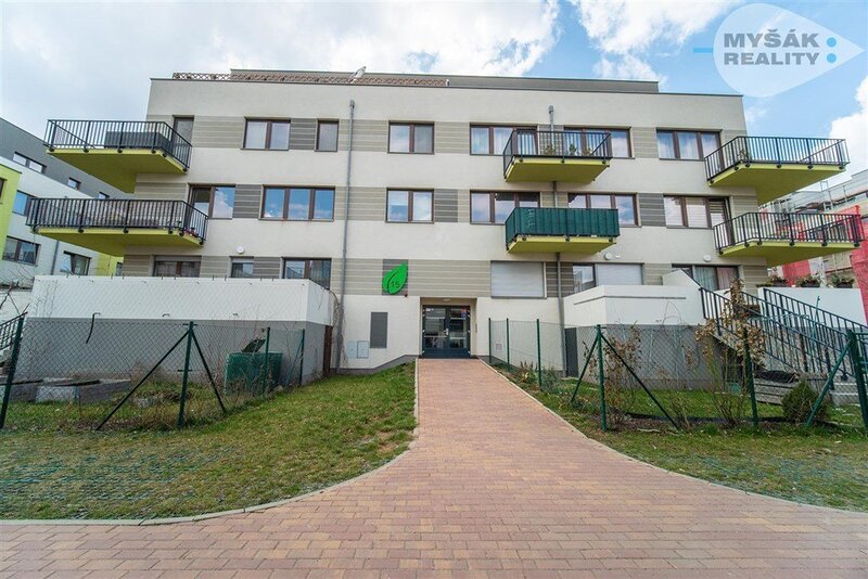 pronájem nadstandardního bytu s terasou