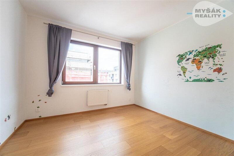 pronájem nadstandardního bytu s terasou