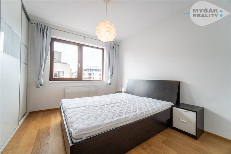 pronájem nadstandardního bytu s terasou