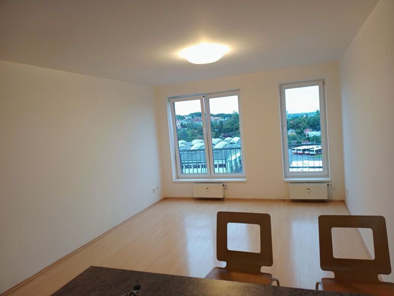 Prodej bytu 2+kk, novostavba 2005, Praha 4