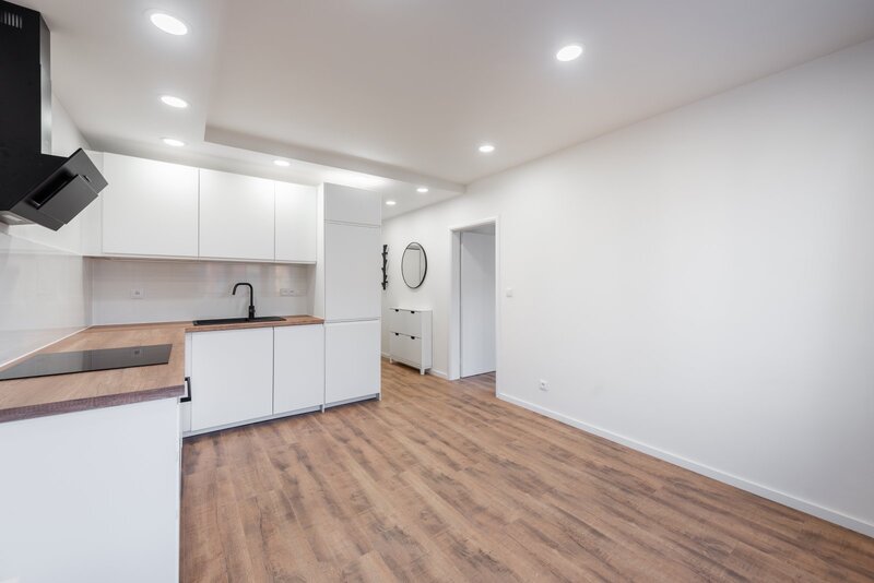 Prodej bytu 2+kk s lodžií, Praha 4, Kamýk