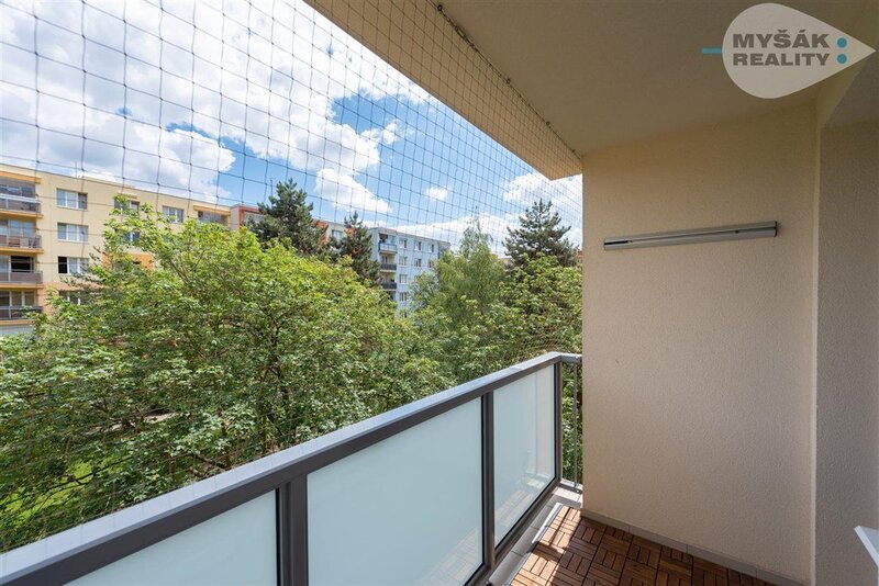 Prodej bytu 2+kk s lodžií, Praha 4, Kamýk