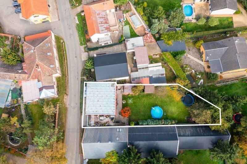 Prodej dvougeneračního domu 6+2