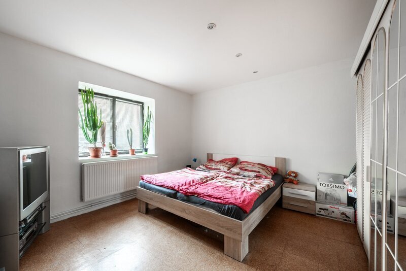 Prodej dvougeneračního domu 6+2