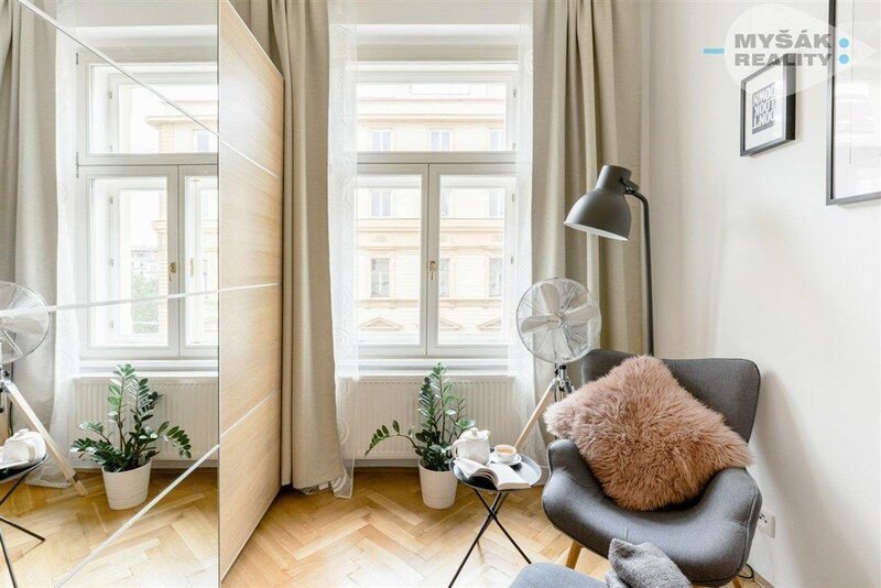 Pronájem bytu 2+kk/B - Vinohrady, Praha 2