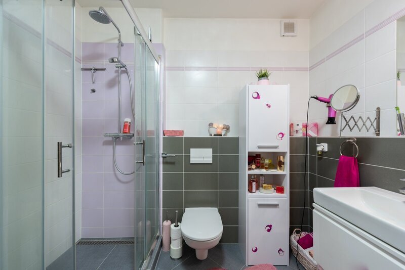 Prodej nadstandardního bytu 2+kk, balkon, garážové stání, sklep