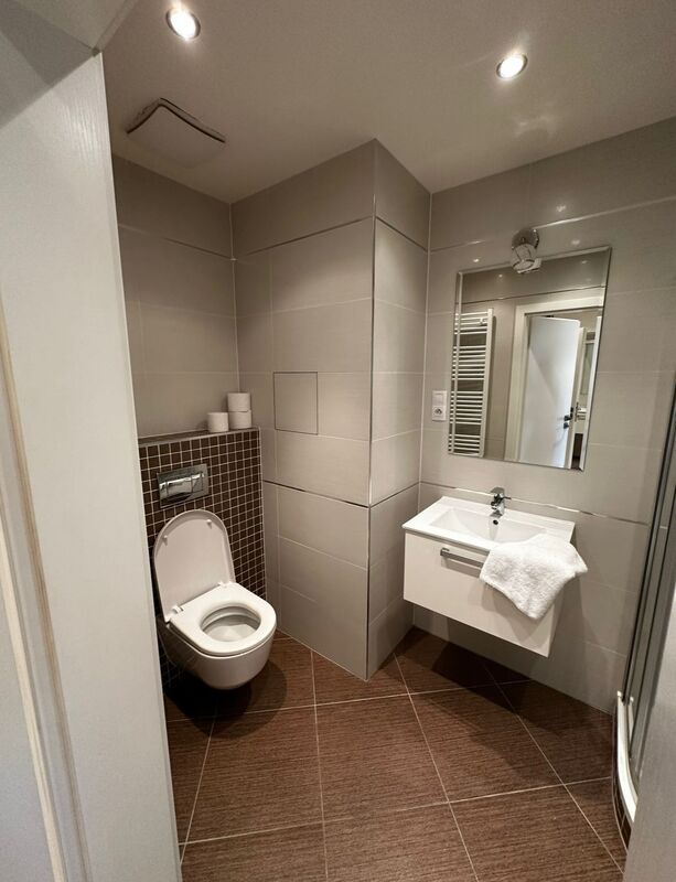 Pronájem 1+kk/B novostavba Praha 6