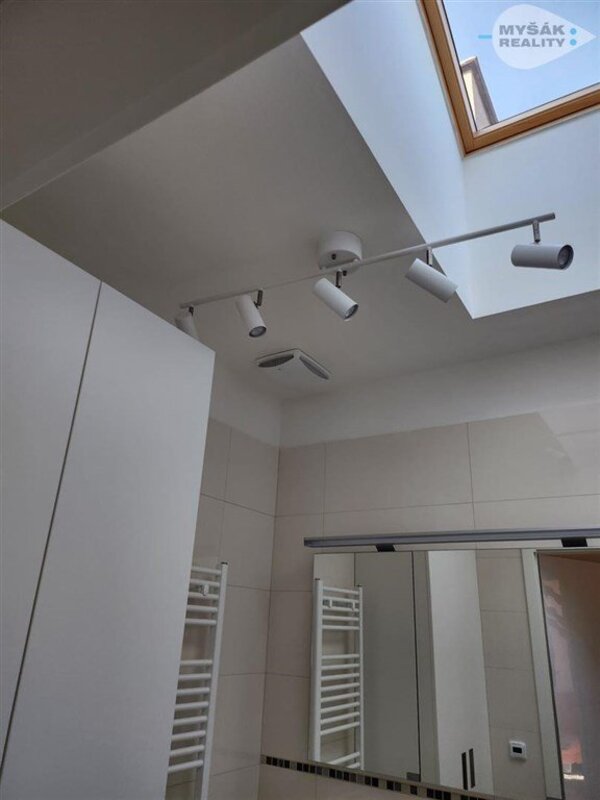 Prodej bytu 3kk/terasa, 2 GS, novostavba - Břevnov