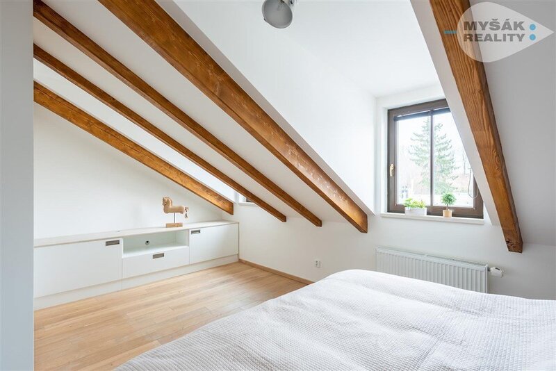 Prodej bytu 3kk/terasa, 2 GS, novostavba - Břevnov