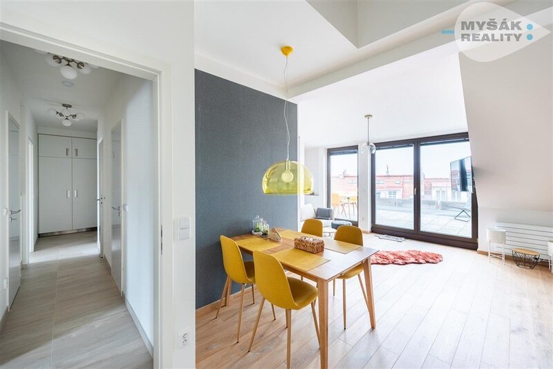 Prodej bytu 3kk/terasa, 2 GS, novostavba - Břevnov