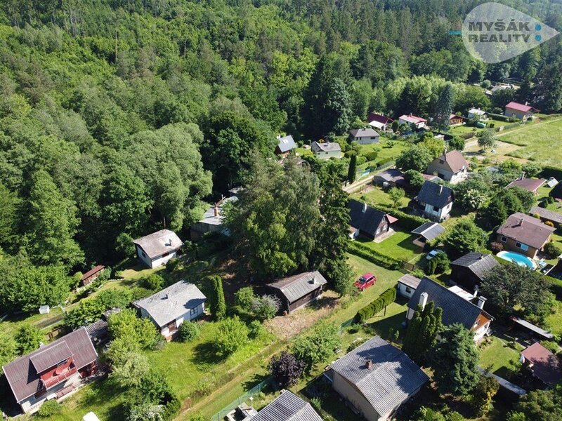 Nový Jáchymov chata, podezděná, velmi příjemné místo s dobrou dostupností