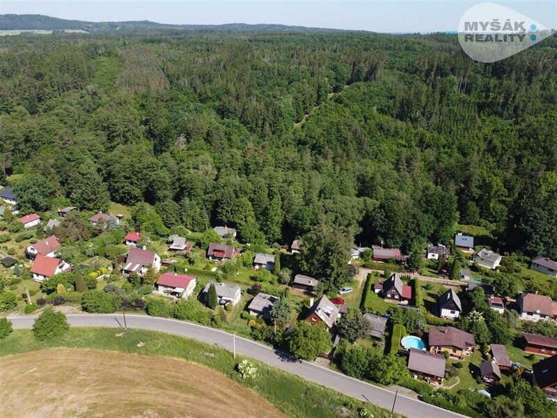 Nový Jáchymov chata, podezděná, velmi příjemné místo s dobrou dostupností