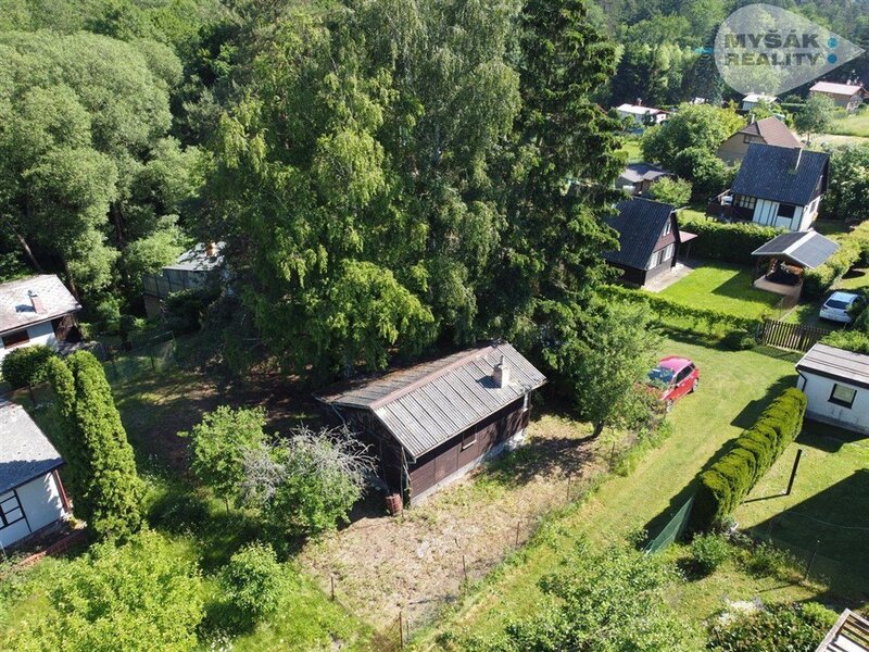 Nový Jáchymov chata, podezděná, velmi příjemné místo s dobrou dostupností