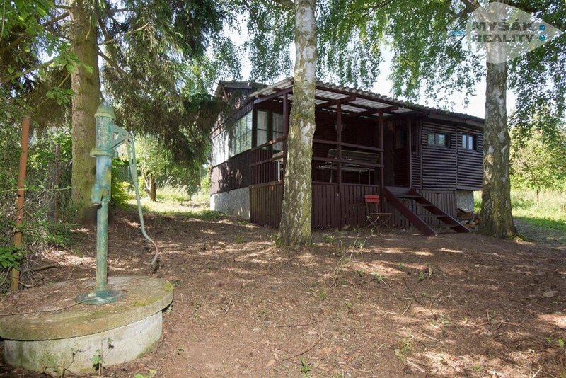 Nový Jáchymov chata, podezděná, velmi příjemné místo s dobrou dostupností