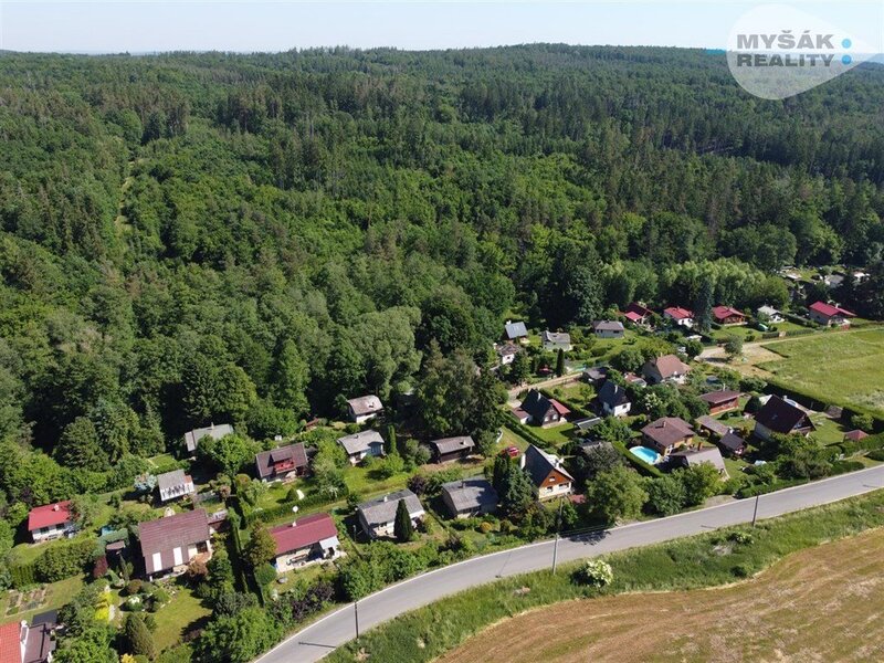 Nový Jáchymov chata, podezděná, velmi příjemné místo s dobrou dostupností