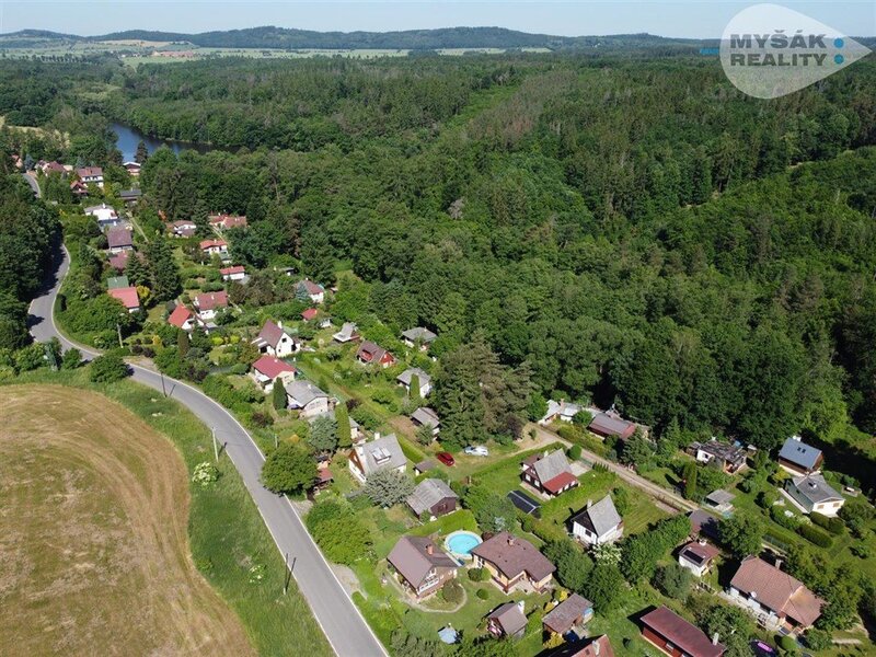 Nový Jáchymov chata, podezděná, velmi příjemné místo s dobrou dostupností