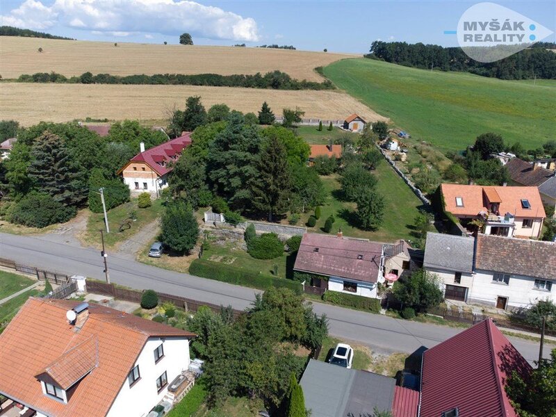 samostatný rekreační dům s č.p. nedaleko Orlické přehrady