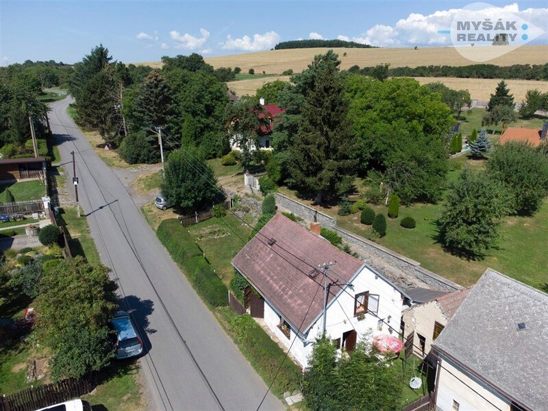 samostatný rekreační dům s č.p. nedaleko Orlické přehrady