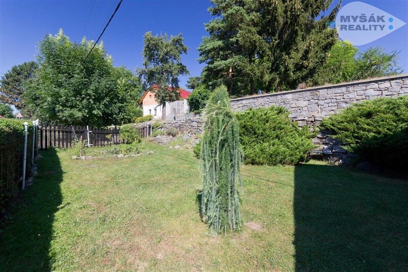 samostatný rekreační dům s č.p. nedaleko Orlické přehrady