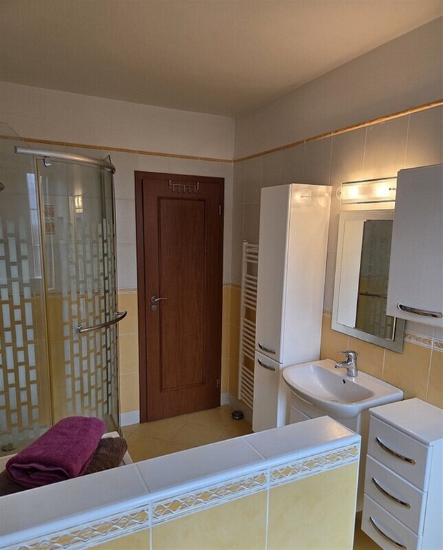 Prodej rodinného domu 5+kk v OV