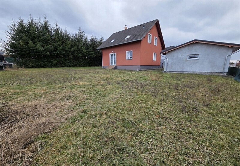 Prodej rodinného domu 5+kk v OV