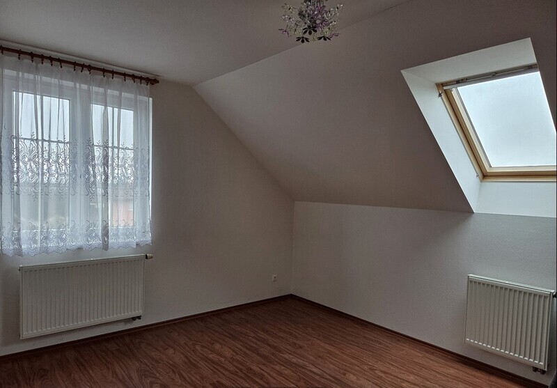 Prodej rodinného domu 5+kk v OV