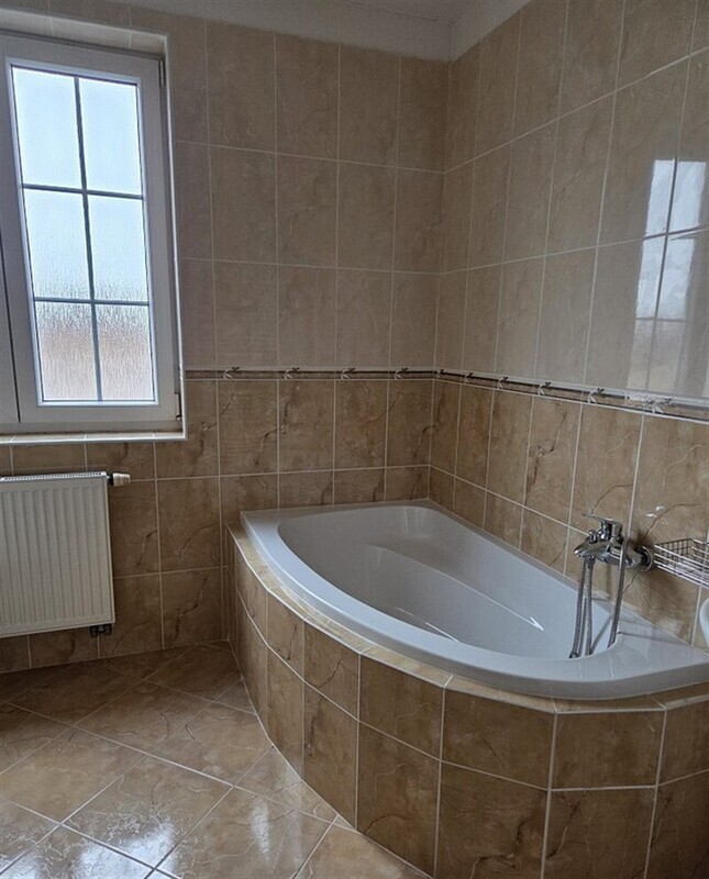 Prodej rodinného domu 5+kk v OV