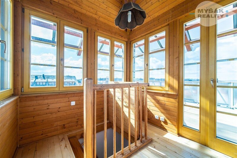 Prodej úžasného bytu 5+1 se 4 terasami - Praha 6