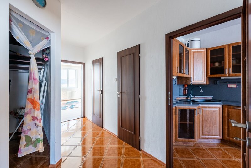 Pronájem bytu 3+1/L, OV, Praha 4 Hodkovičky