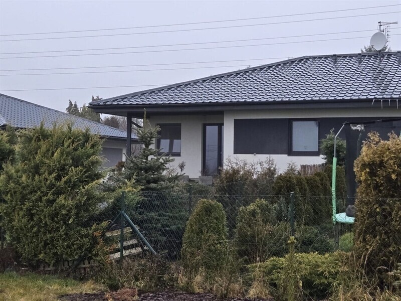 Prodej moderního bungalovu v Mále Hraštici, OV, 4+kk