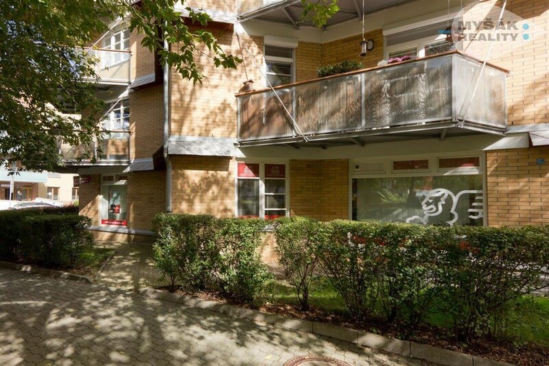 Prodej prostorného nebytového prostoru na Petřinách, Praha 6, ul. Křenova 439.