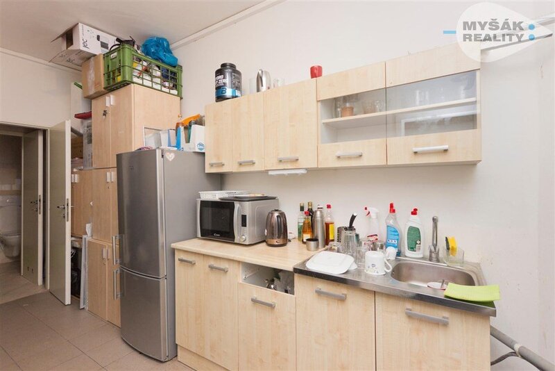 Prodej prostorného nebytového prostoru na Petřinách, Praha 6, ul. Křenova 439.