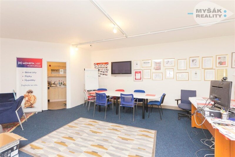 Prodej prostorného nebytového prostoru na Petřinách, Praha 6, ul. Křenova 439.