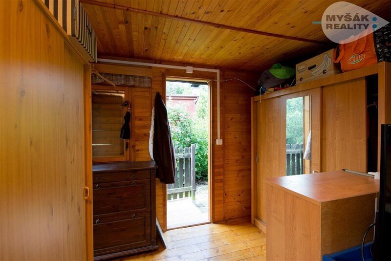 Prodej chaty s krásnou zahradou v Českém krasu