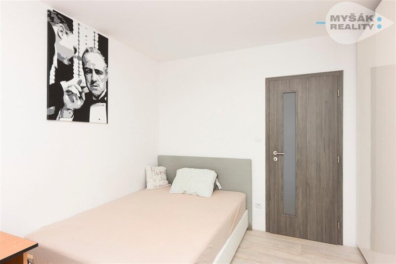 Dům 4+kk , Na Borku, Švermov, Kladno