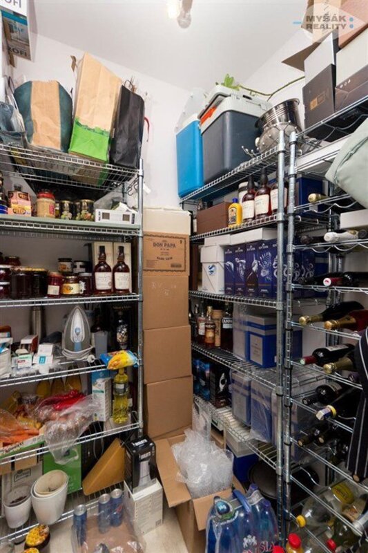 Dům 4+kk , Na Borku, Švermov, Kladno