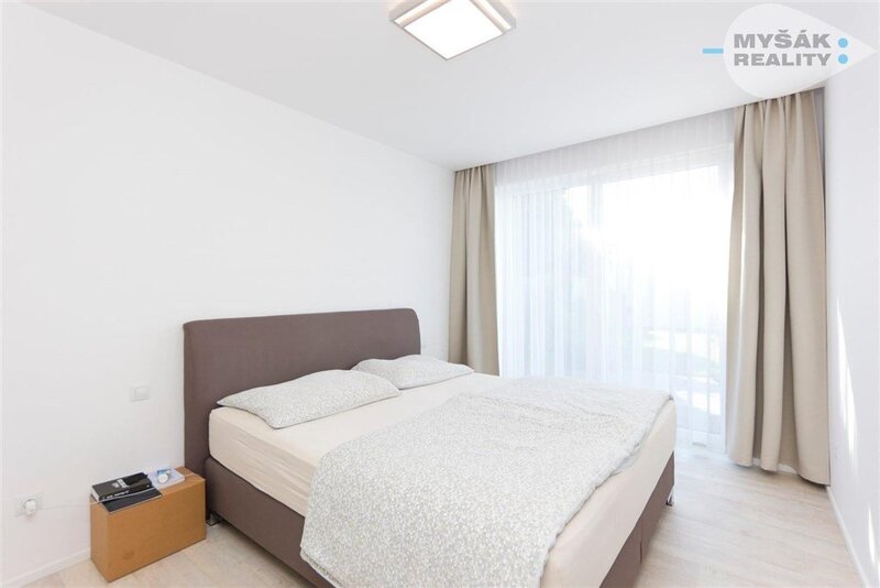 Dům 4+kk , Na Borku, Švermov, Kladno